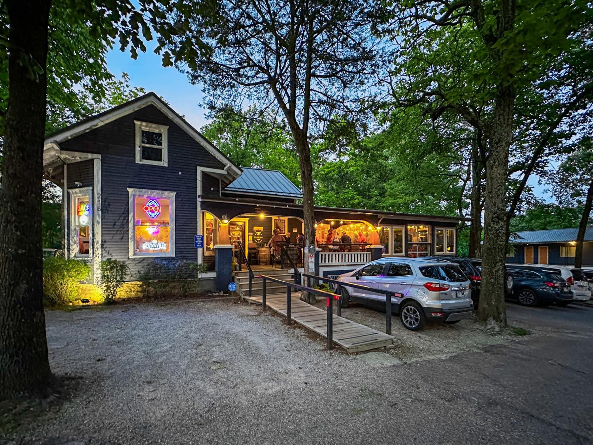 The Wanderoo Lodge Eureka Springs Esterno foto
